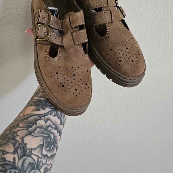 SOLD ON INSTA. - Picture 8 of 11